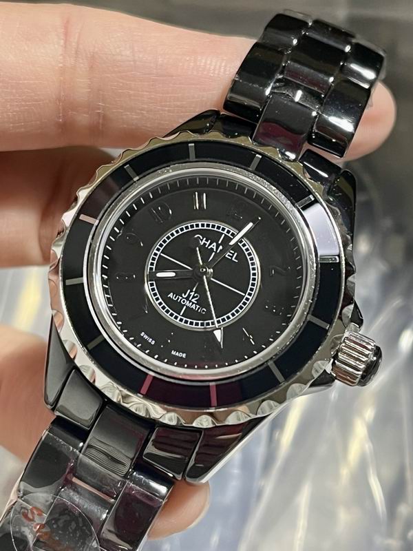 Chanel 33mm 042735